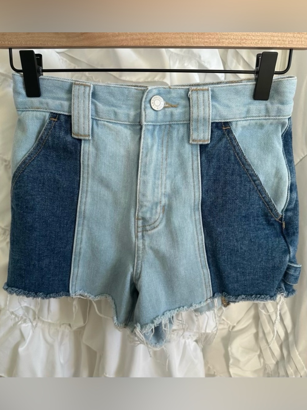 PacSun Two Tone High Waisted Carpenter Shorts Women’s Size 24